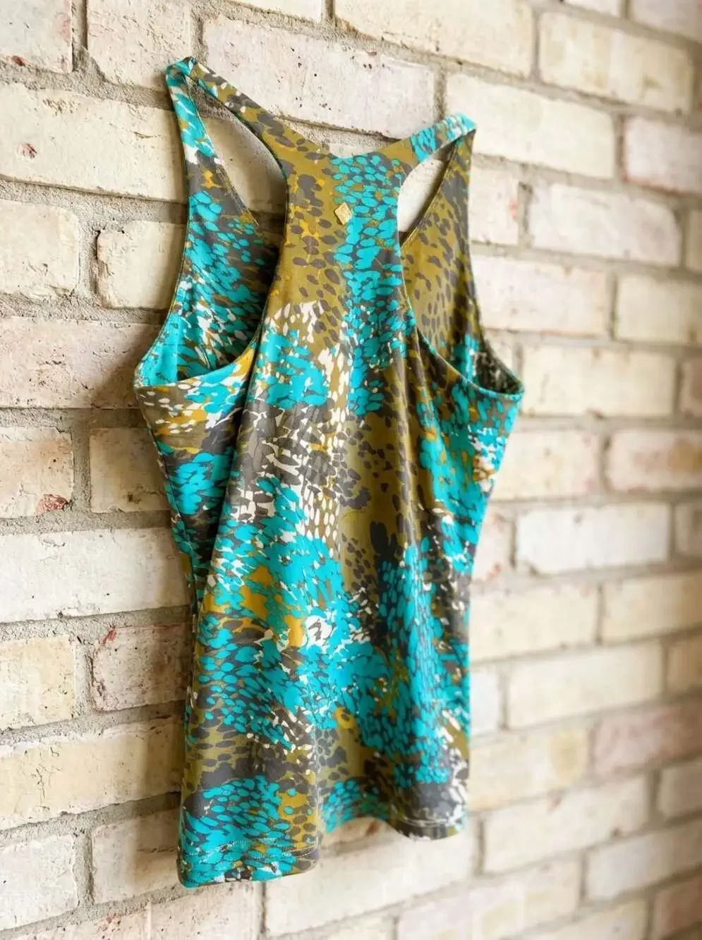 prAna Mika Ruched Racerback Tank Top Size L - Picture 3 of 6